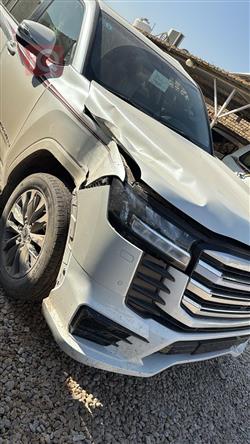 تۆیۆتا لاند کروزەر